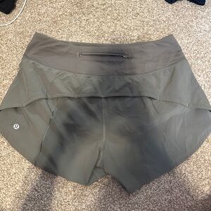 Lululemon green speed up shorts